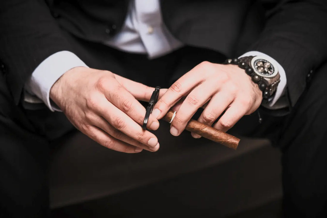 Cutting Through the Choices: A Comprehensive Guide to Different Cigar Cuts
